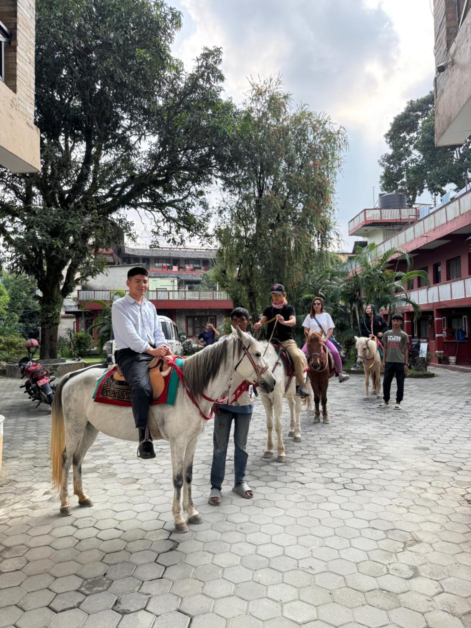 פוקהרה Butterfly Lodge מראה חיצוני תמונה