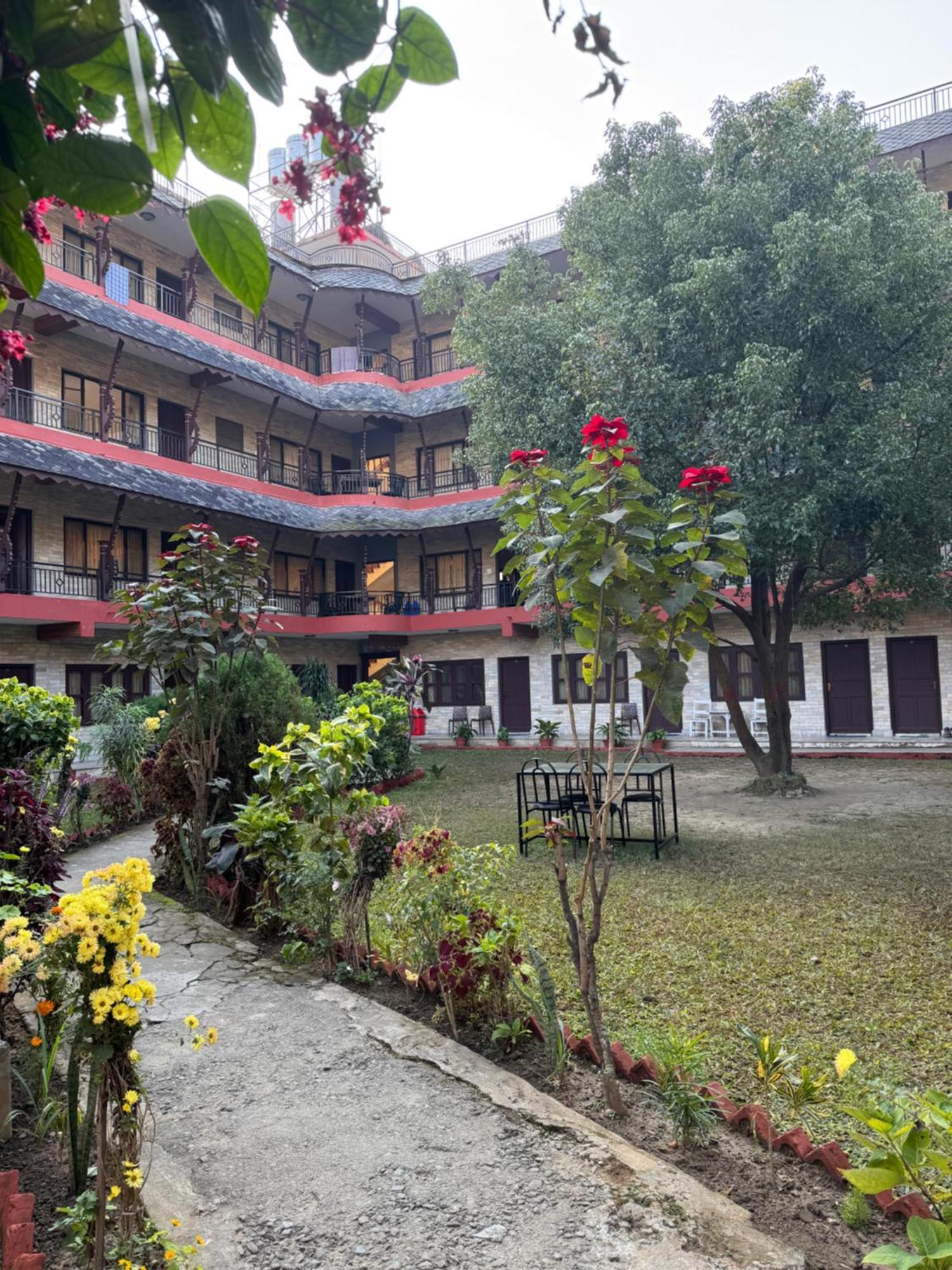 פוקהרה Butterfly Lodge מראה חיצוני תמונה